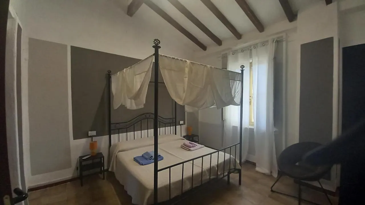 Iacovino Country House Sarzana 0*,  Italia